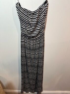 Black and White Zigzag Maxi Dress Resort